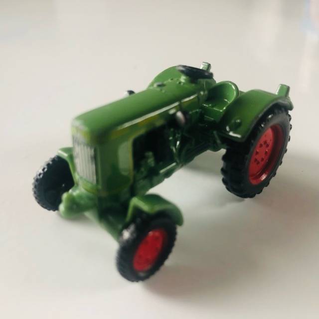 Siku Tractor 1016