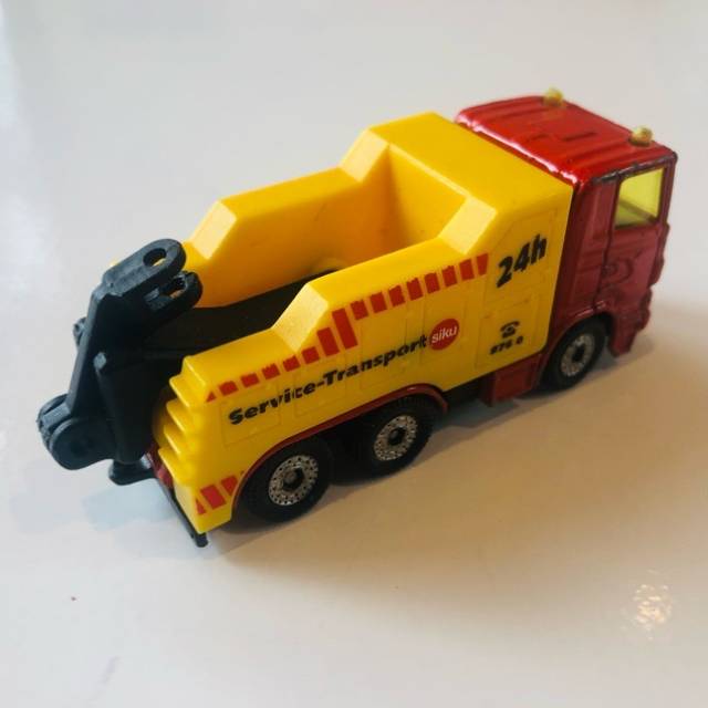 vintagetoy_12205.jpg