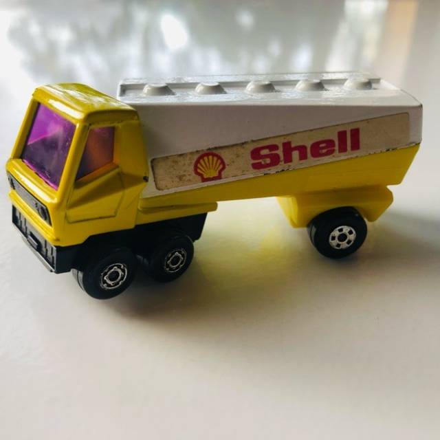 MB Superfast Freeway Gas Tanker 1973 No 63