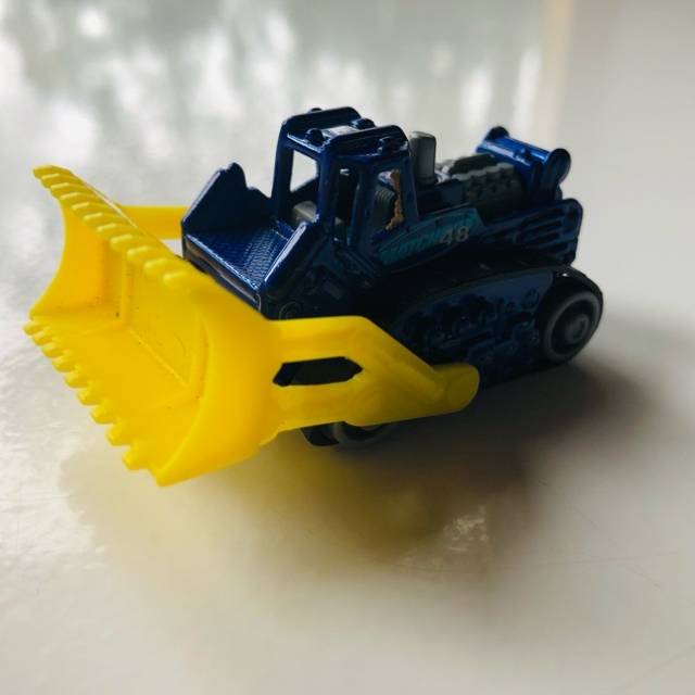 MB Bull Dozer 2000