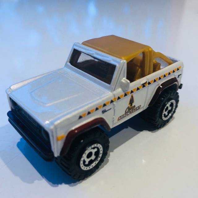 MB Ford Bronco 4x4 1972 - 2006 MB729