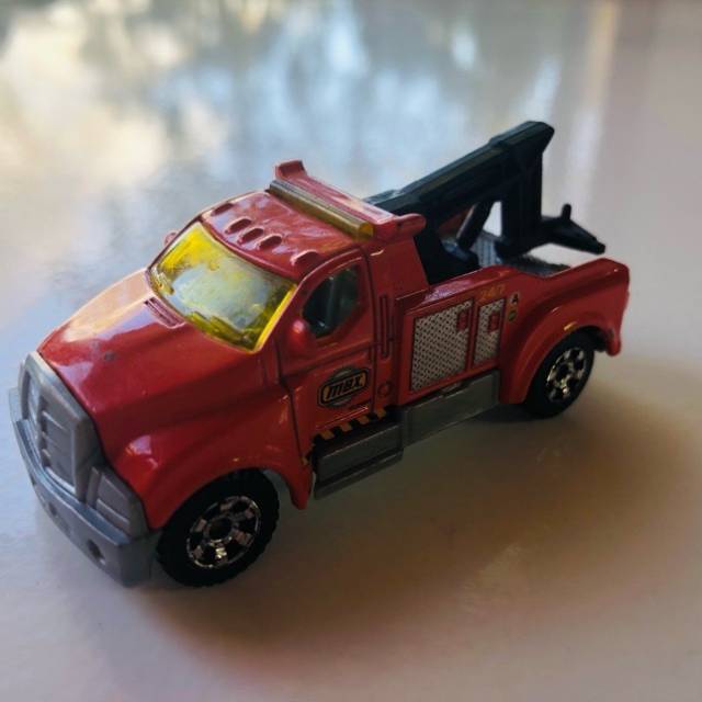MB 2005 Tow Truck 2004 MB861