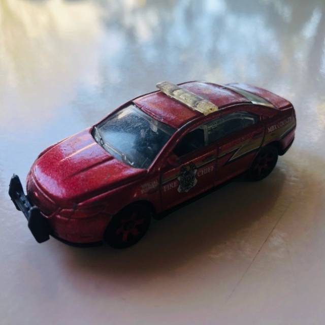 MB Ford Police Interceptor Fire Chief 2010 M...
