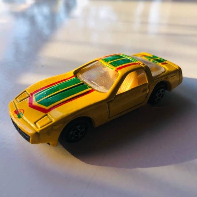 Yatming Corvette Yellow Green