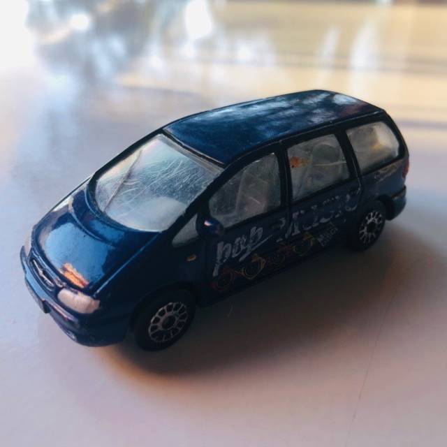 Realtoy Ford Galaxy Pop Music