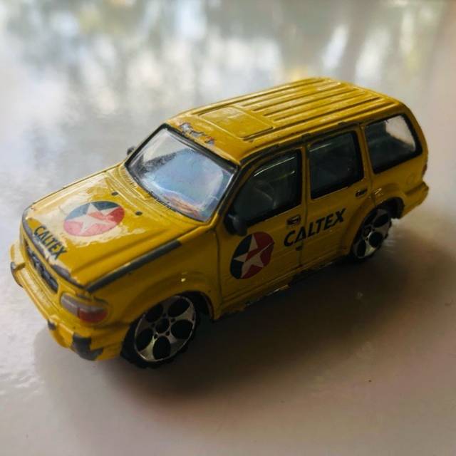 Realtoy Ford - Explorer Caltex