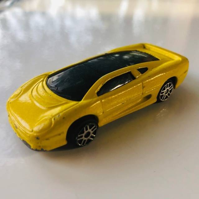 Maisto Jaguar XJ220