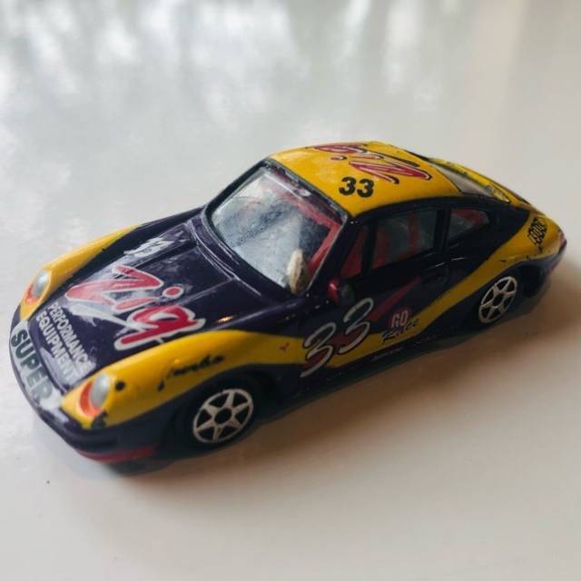 Porsche Race Car No 33 Zig - Performance Equ...