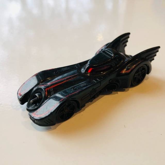 HL 2004 Batmobile Malaysia B3542 RED