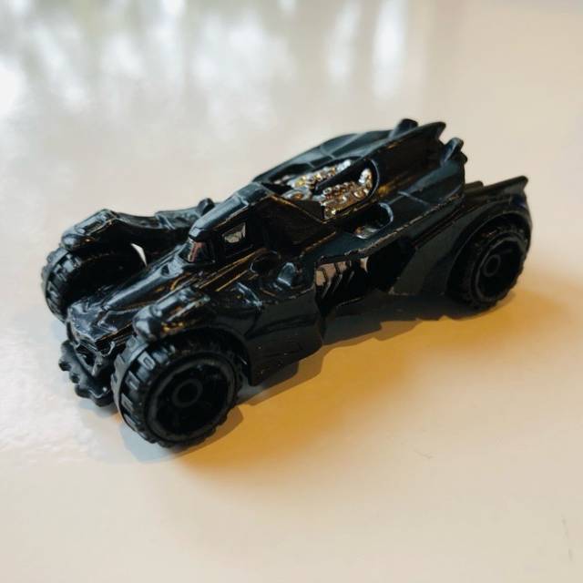 HL 2015 CFG82 Arkham Knight Batmobile Black...