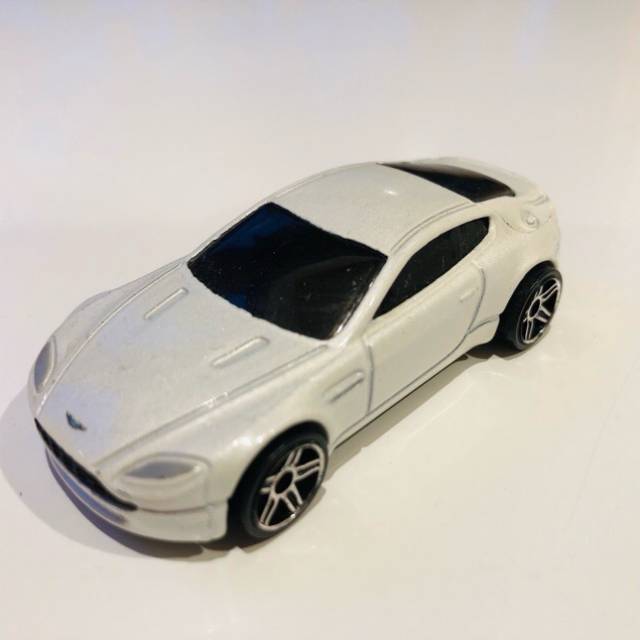 HL Aston Martin V8 Vantage Malaysia
