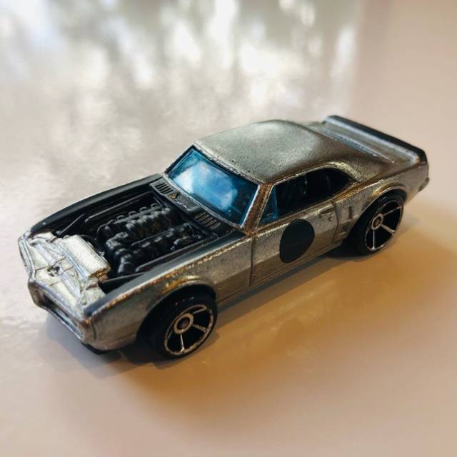 HL Custom ‘67 Pontic Firebird Silver DTW82...