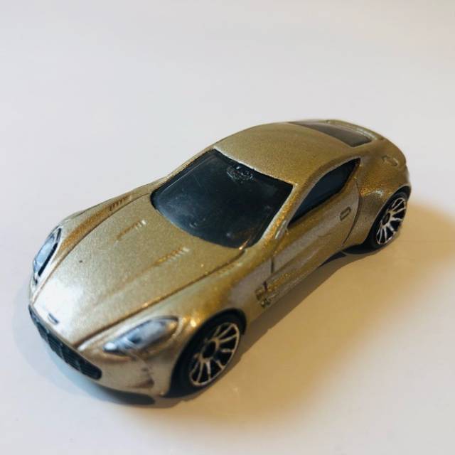 HL Aston Martin One -77 Silver 2011 -Thailand