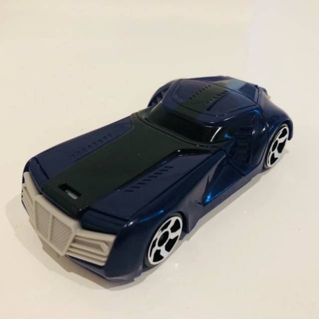 HL MCDonalds 2012 Purple Super Hero car