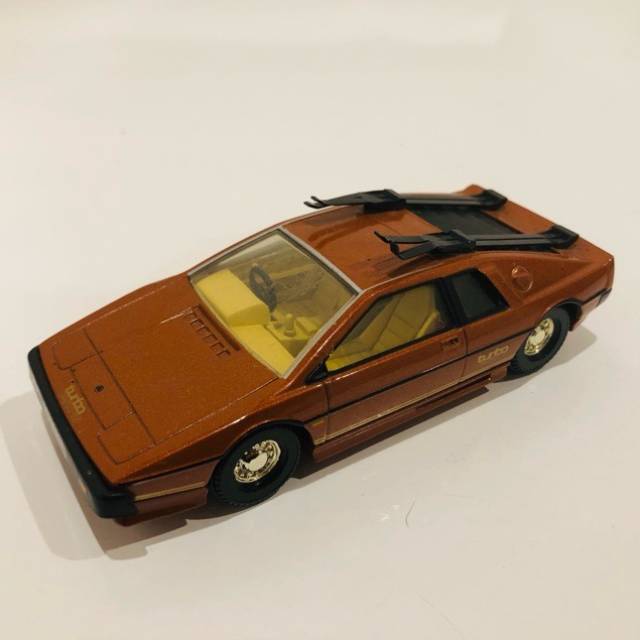 Corgi Lotus Esprit Turbo 007 - James Bond