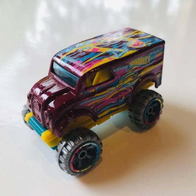 HF Monster Dairy Delivery Maroon 2016 Malaysia