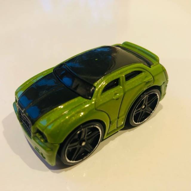 HF Chrysler 300C Tooned Green 2015 Malaysia