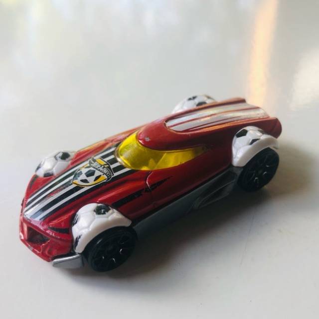 HF BDD12 Red Football Car 2013 Malaysia