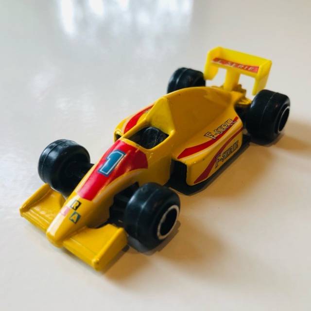 Welly F1 Car ( F- Serie) yellow No 9810