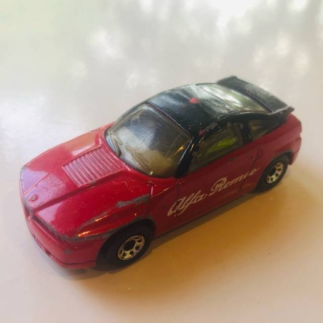 MB Alfa Romeo SZ Red 1991