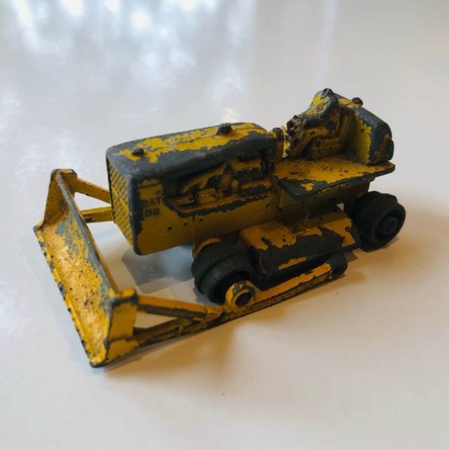 MB Lesney Caterpillar Yellow