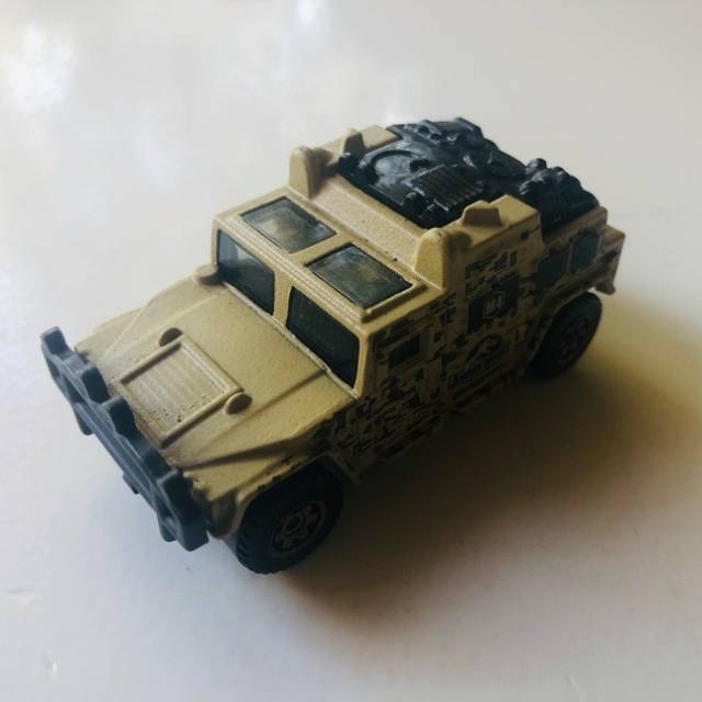 MB Hummer Jurassic Park Brown 2014