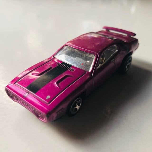 HL 1971 Plymouth Road Runner pink Malaysia