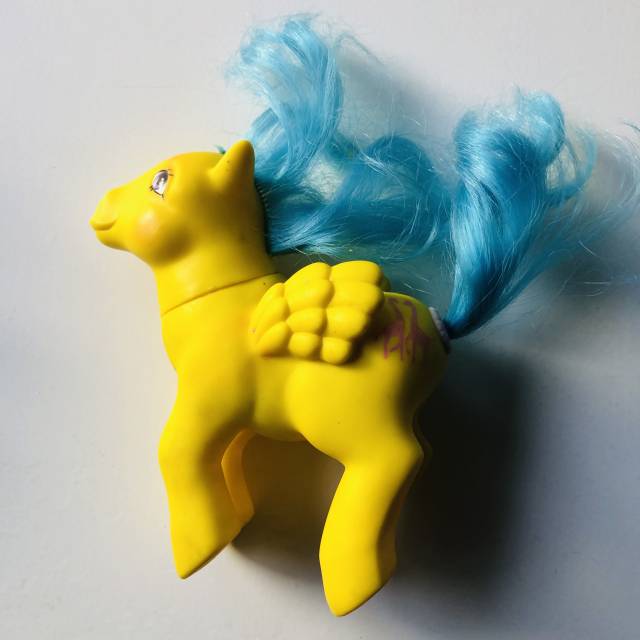 My Little Pony Tall Tales Happy Tails 1985 Y...
