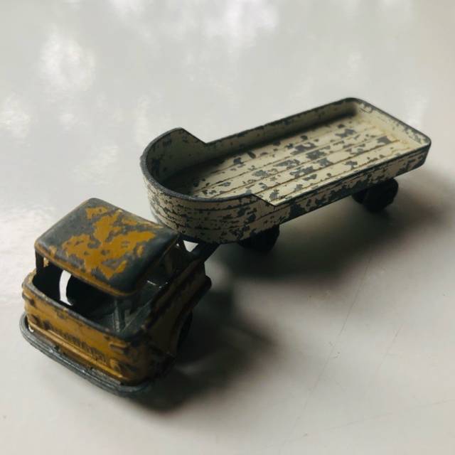 Fun Ho No 22 Bedford Articulated Truck 93mm...