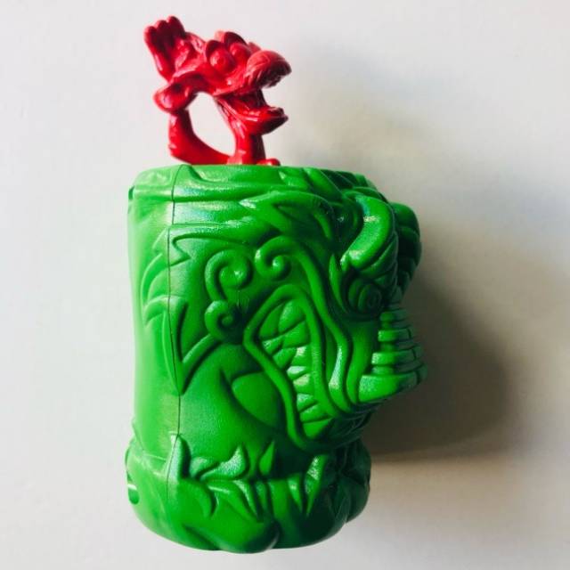 McDonalds- 1998 Mulan Figures - Red Dragon