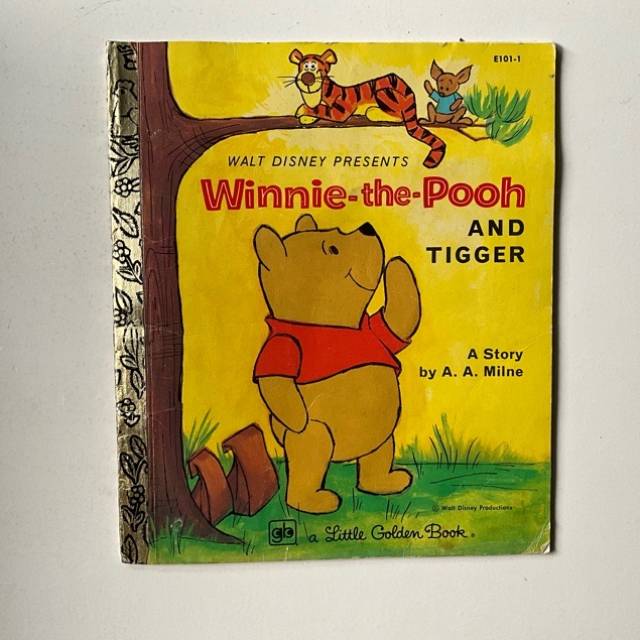 Golden Book - Walt Disney Winnie-the-Pooh an...