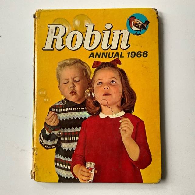 Robin ANNUAL 1966