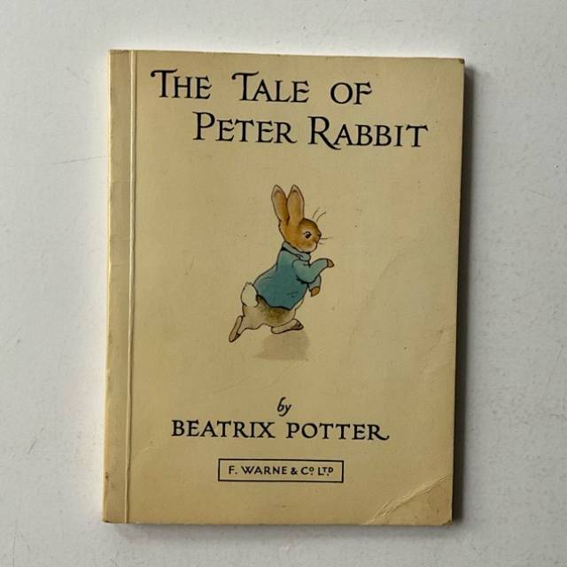 The Tale of Peter Rabbit - BEATRIX POTTER