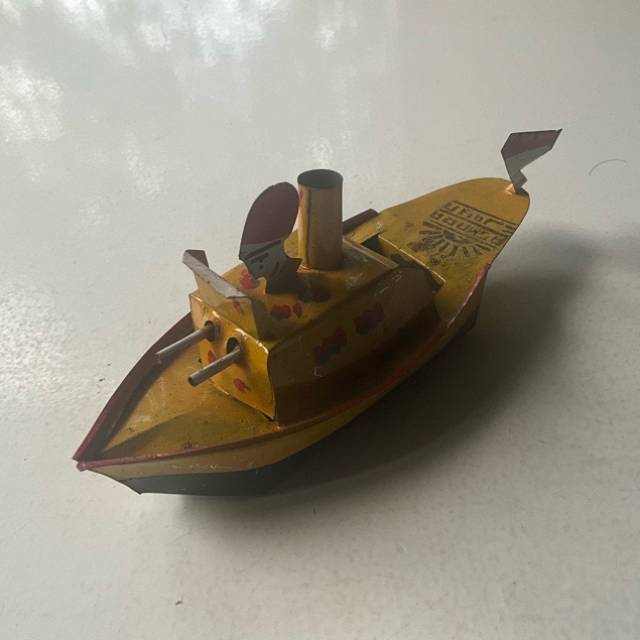 Tin PUTPUT Boat YELLOW