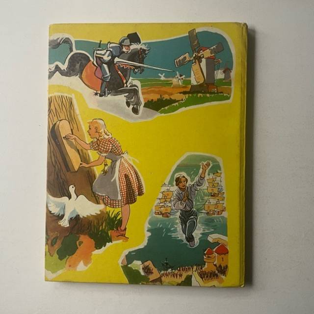 DAILY MAIL ANNUAL (BLUE SPOT) CHILDREN’S F...