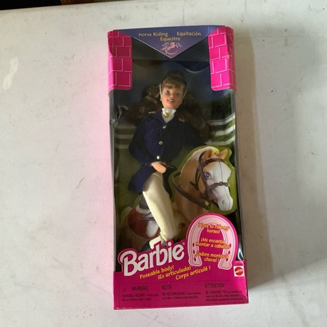 HORSE RIDING BARBIE w POSEABLE BODY New Barb...
