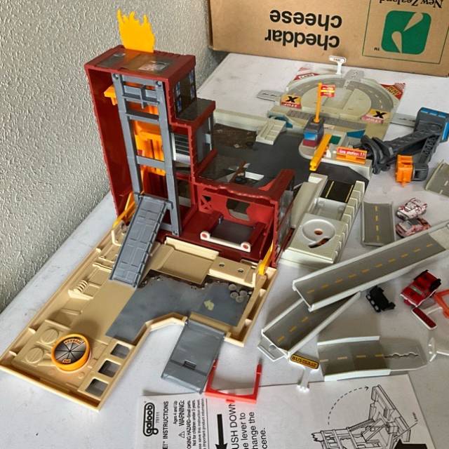 vintagetoy_32518.jpg