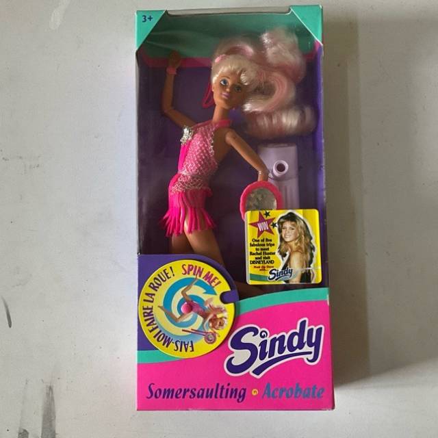 Sindy - Somersaulting Acrobate HASBRO 1995 (...