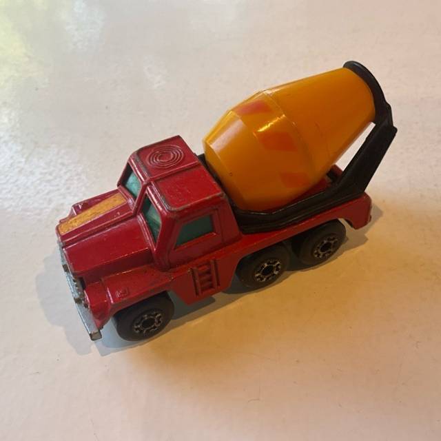 MB SUPERFAST 19 CEMENT TRUCK 1976