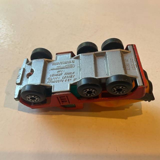 vintagetoy_33716.jpg