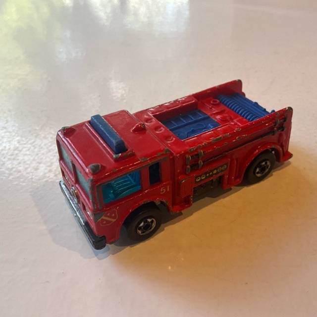 HL FIRE TRUCK RED 1978