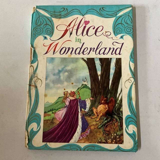 Alice in Wonderland LEWIS CARROLL