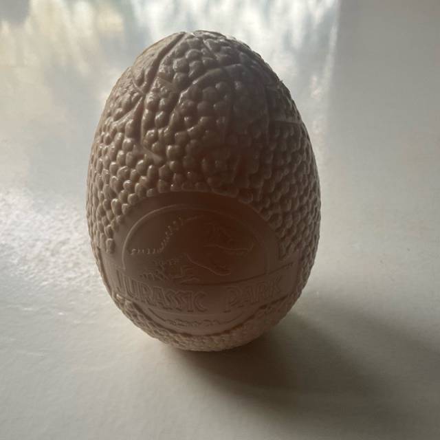 1992 Jurassic Park Dinosaur Toy Egg Candy co...
