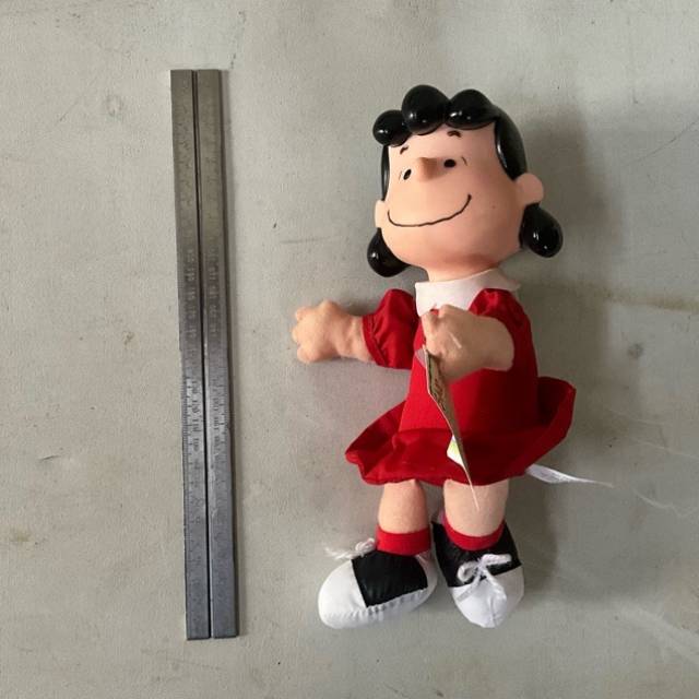 Lucy Doll Charlie Brown Peanuts 10-Inch Plas...