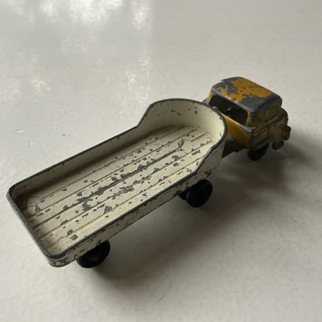 vintagetoy_38050.jpg