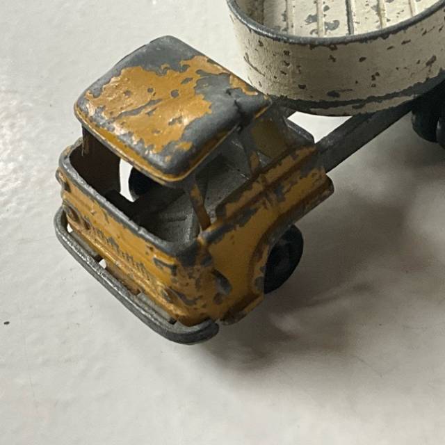 vintagetoy_38052.jpg