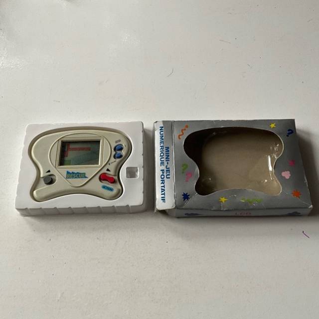 vintagetoy_38451.jpg