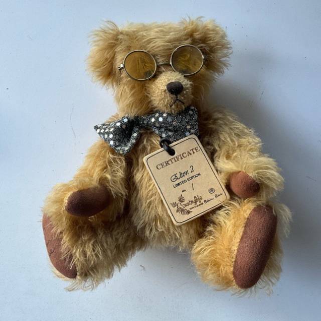 Robin Rive - Designer Bear (Elton 2) Limited...