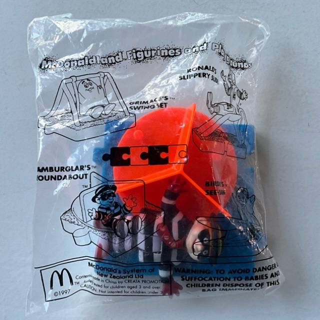 McDonald’s Figures and Playgrounds (Hambur...