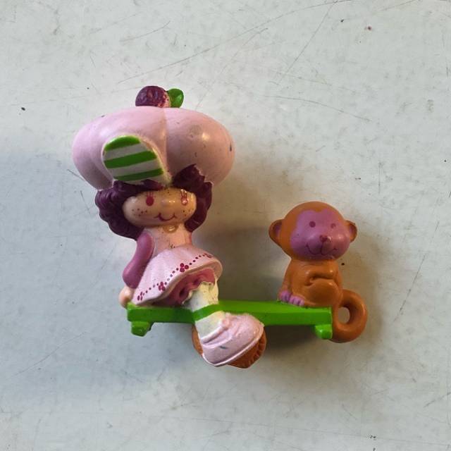 Strawberry Shortcake Raspberry Tart with Pet...